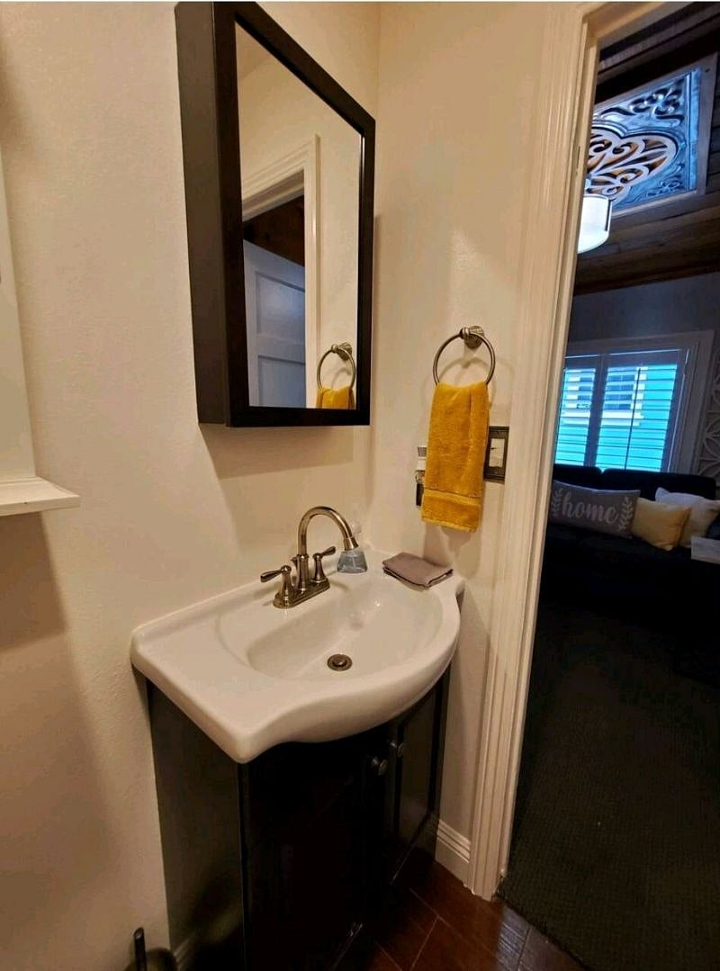 Furnished Finder property 403725_1 photo 9