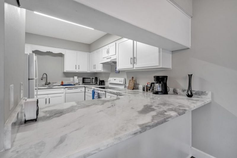 Furnished Finder property 403740_1 photo 4