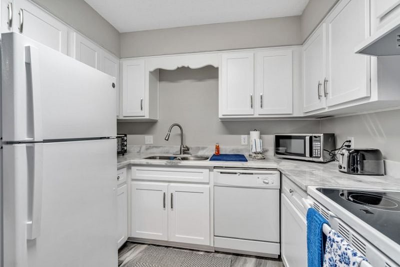 Furnished Finder property 403740_1 photo 6