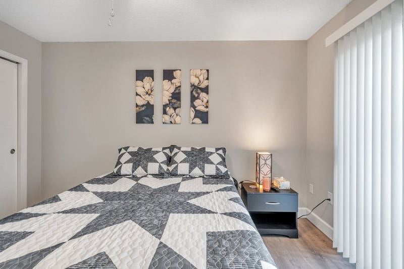 Furnished Finder property 403740_1 photo 13
