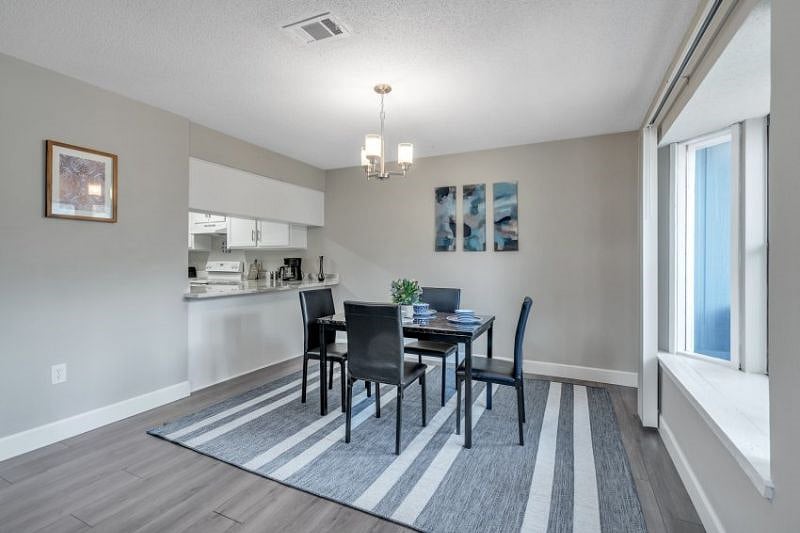 Furnished Finder property 403740_1 photo 30