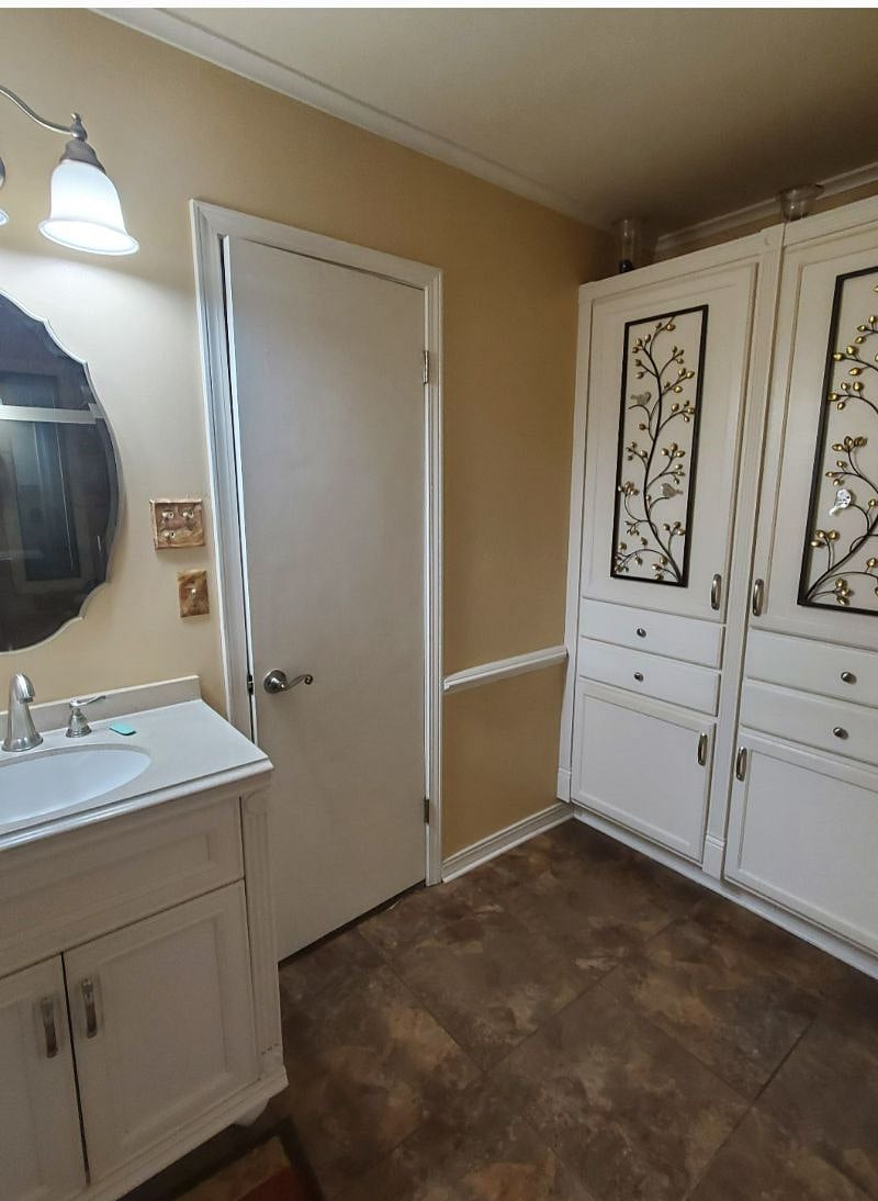 Furnished Finder property 403806_1 photo 17