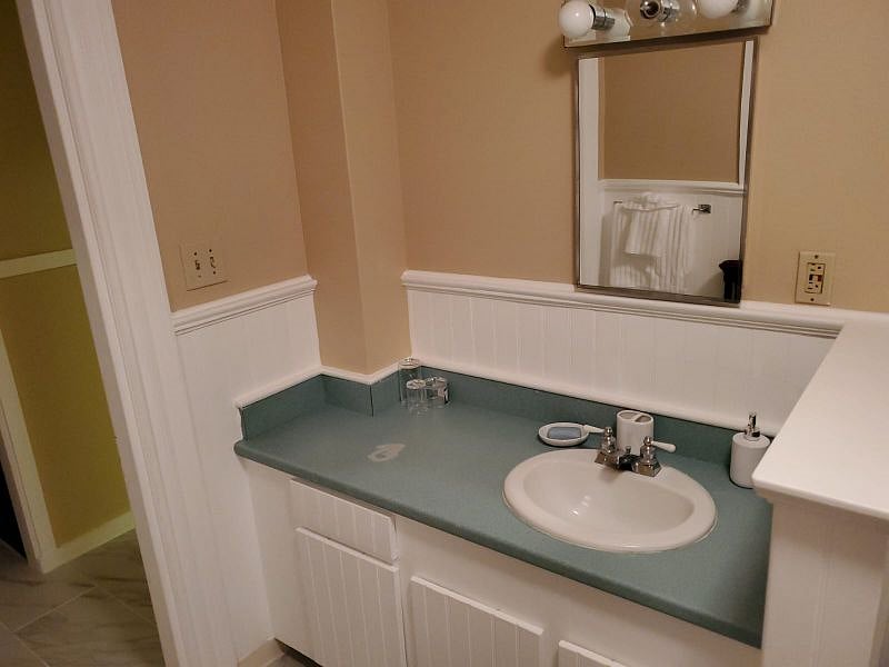 Furnished Finder property 403847_1 photo 8