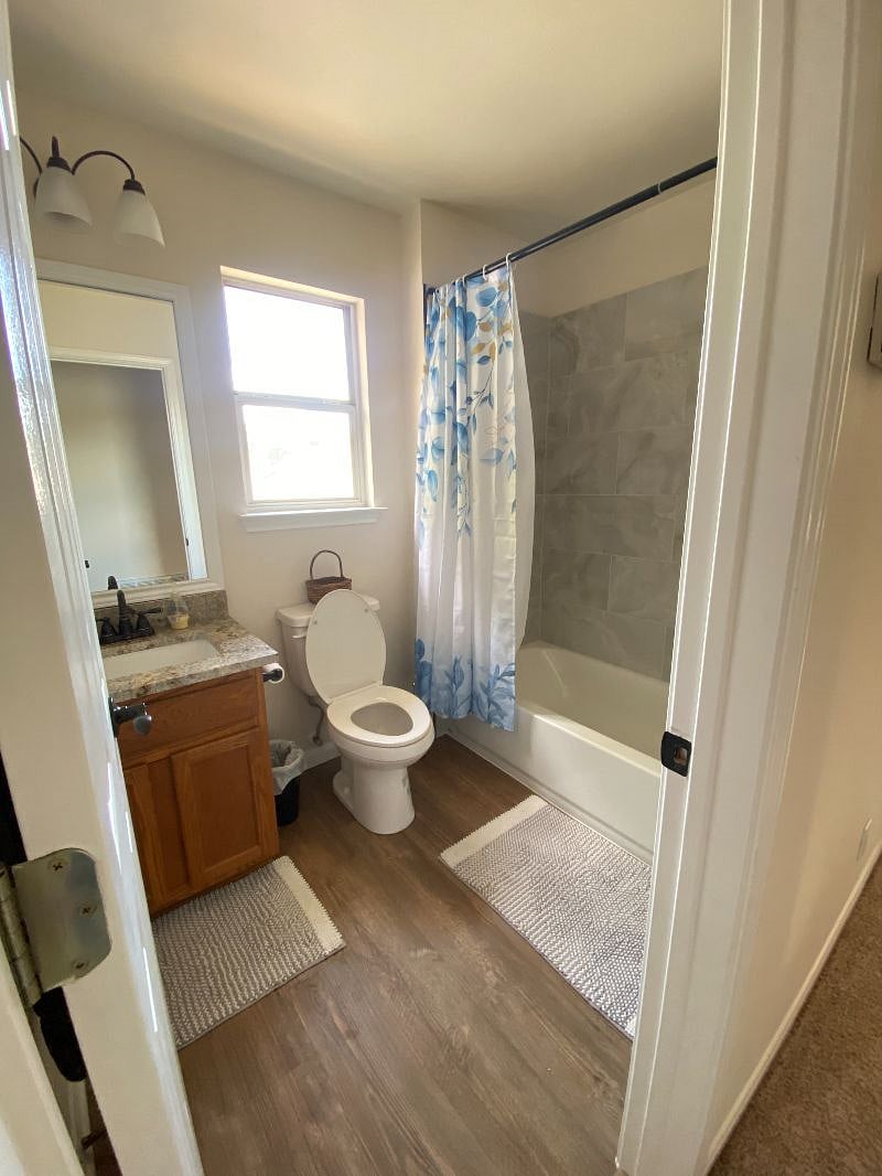 Furnished Finder property 403849_1 photo 18