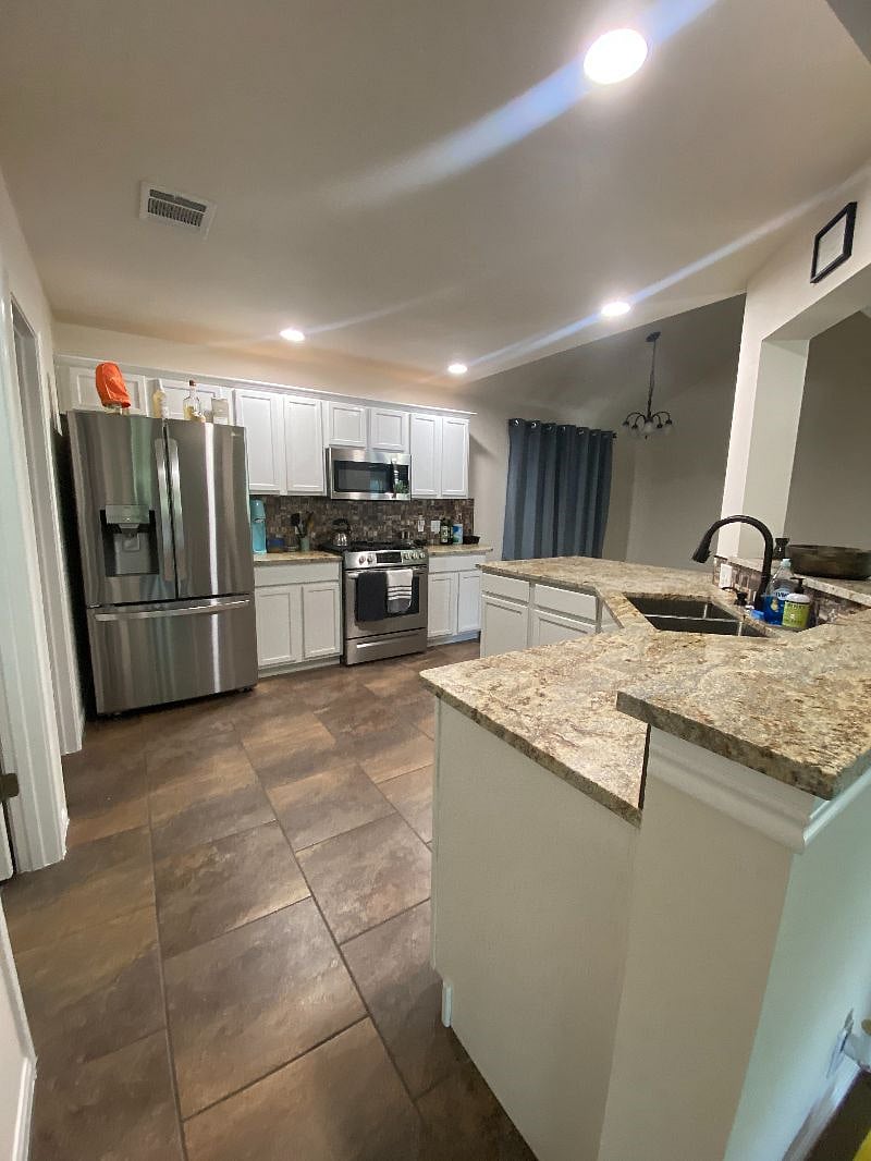 Furnished Finder property 403849_1 photo 4