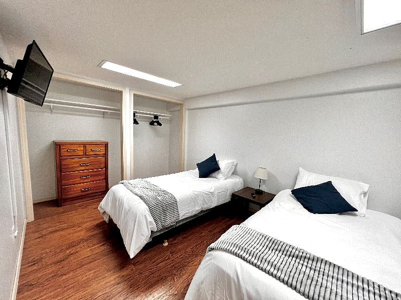 Furnished Finder property 403871_2 photo 7