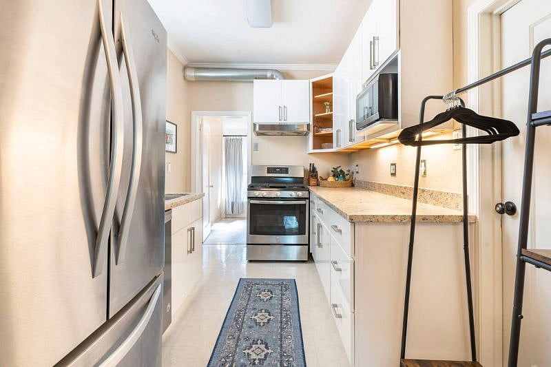 Furnished Finder property 403872_1 photo 14