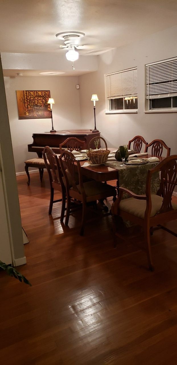 Furnished Finder property 403885_1 photo 3