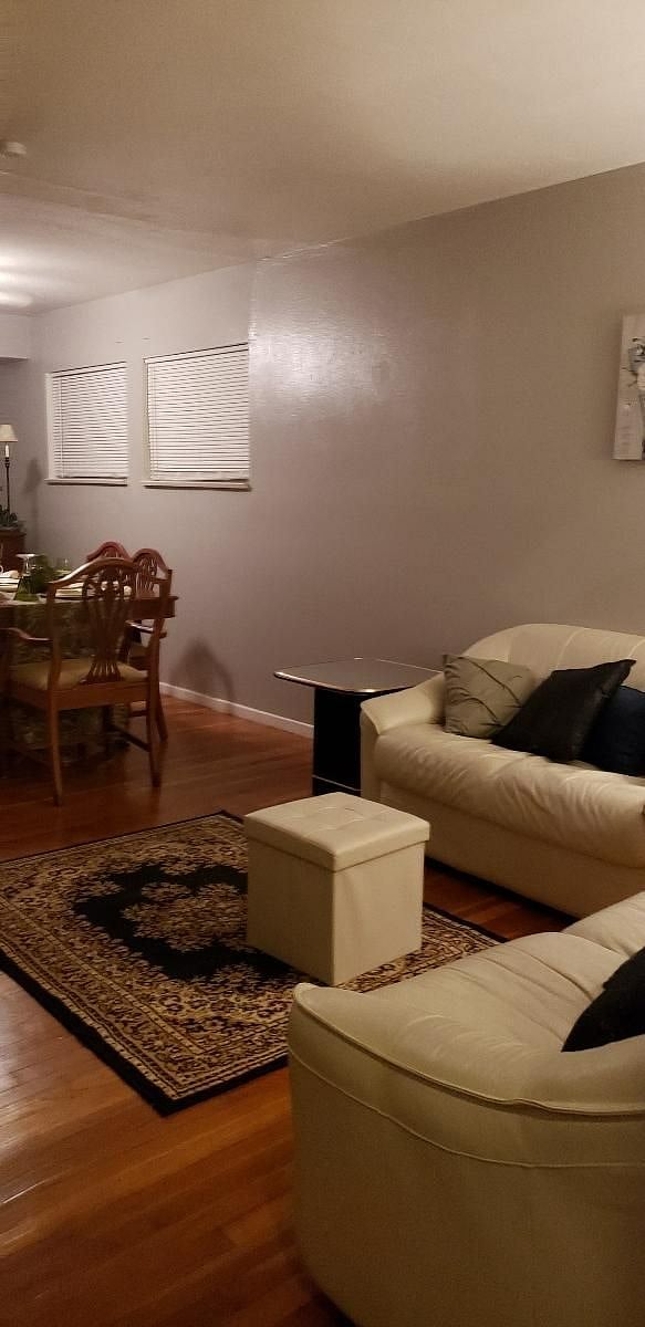 Furnished Finder property 403885_1 photo 4