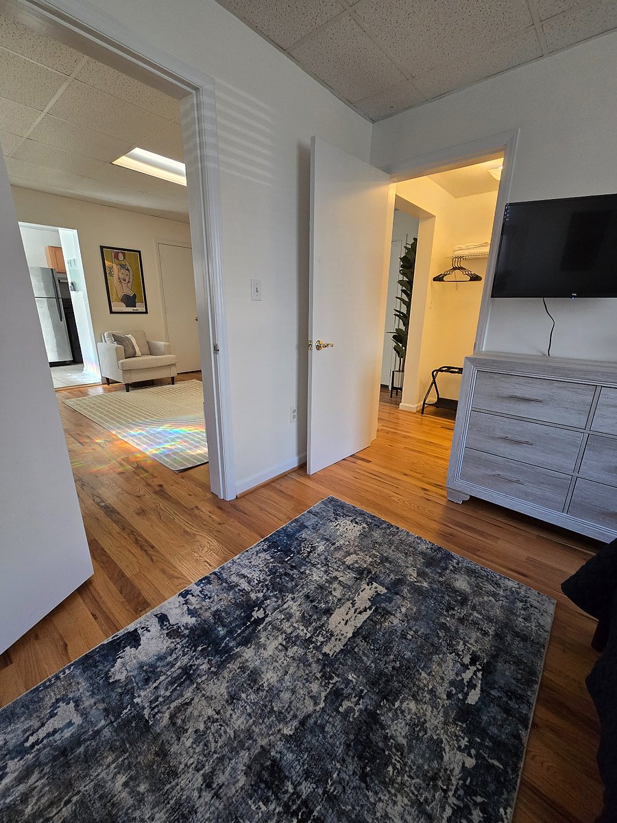 Furnished Finder property 403911_1 photo 12