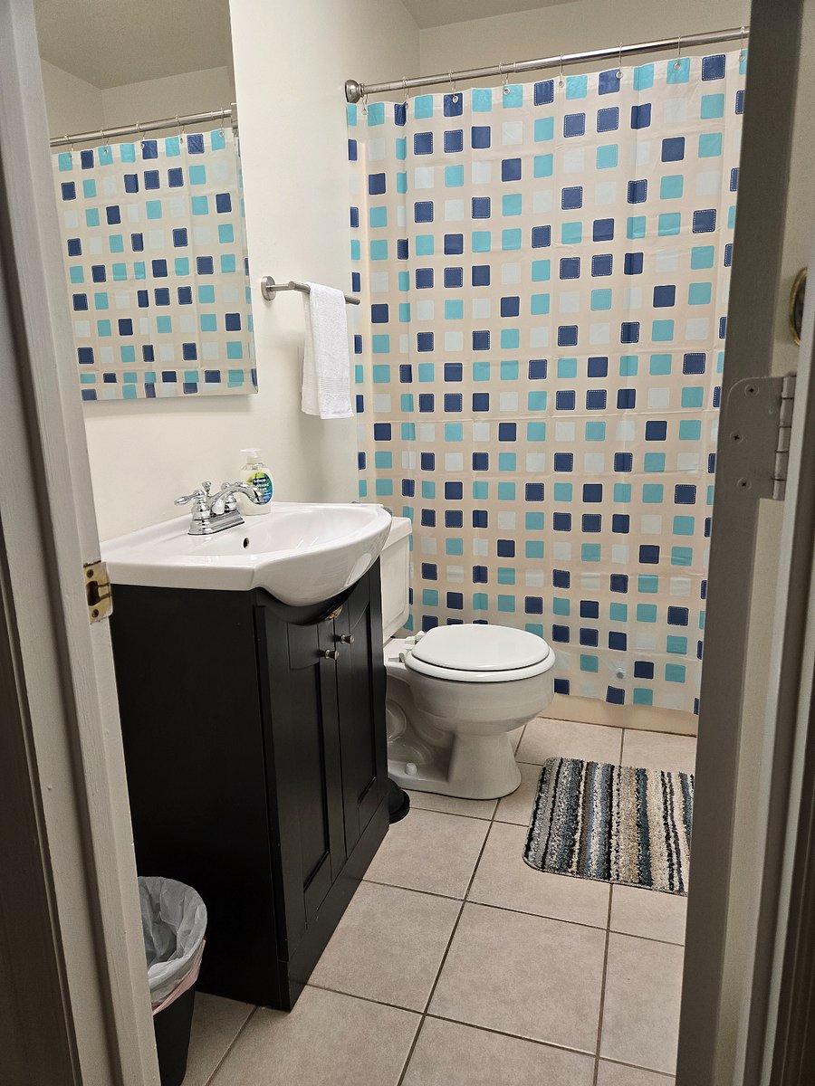 Furnished Finder property 403911_1 photo 5