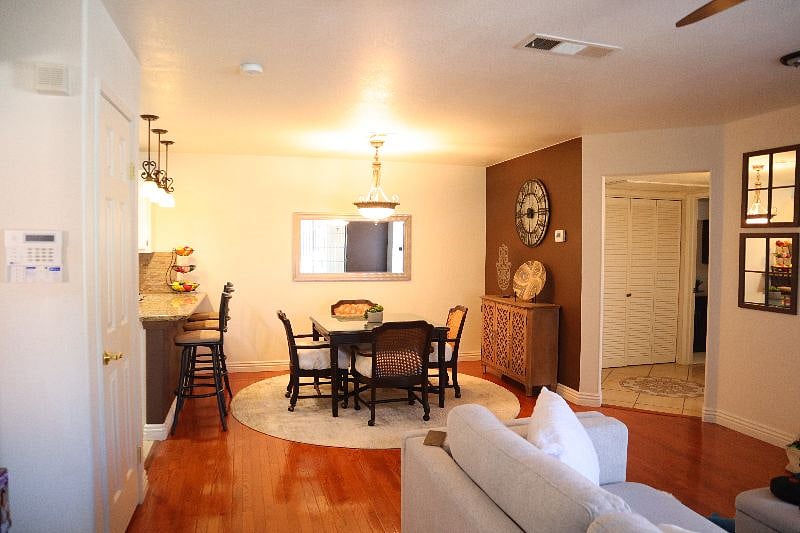 Furnished Finder property 403917_1 photo 5
