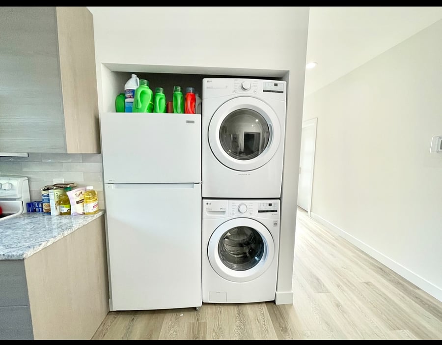 Furnished Finder property 403922_1 photo 4