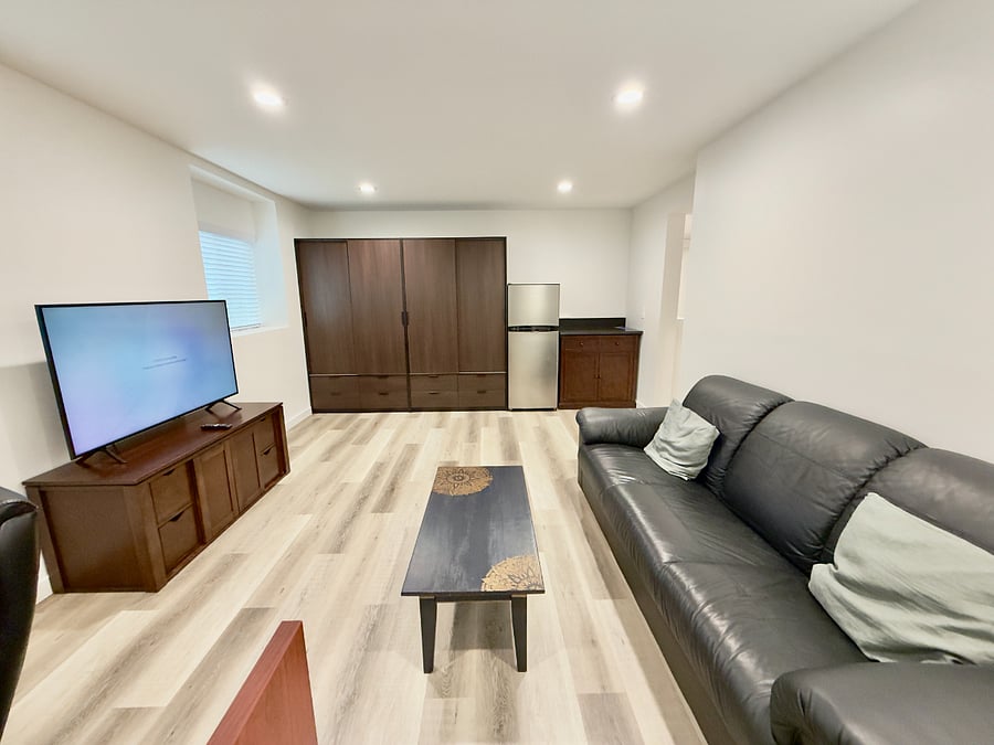 Furnished Finder property 403922_1 photo 12