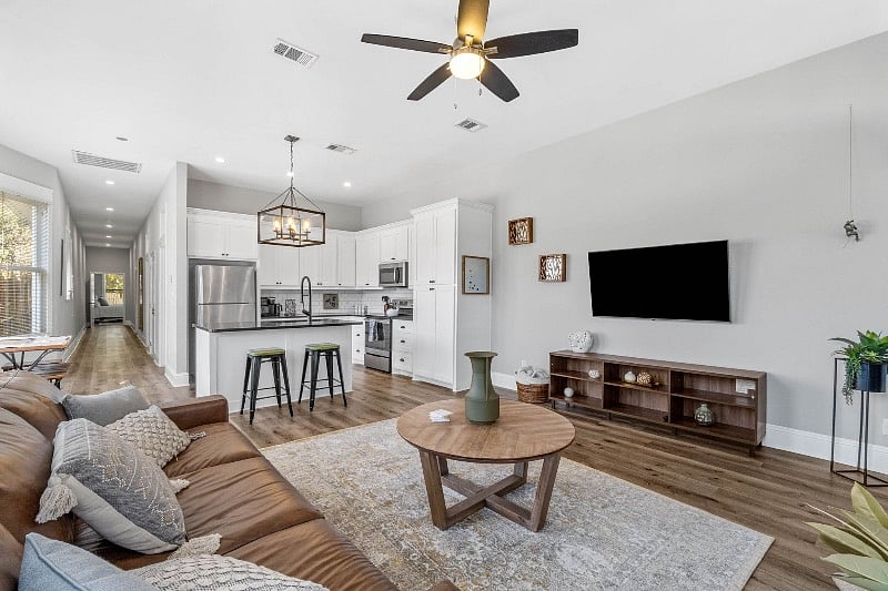 Furnished Finder property 403931_1 photo 5