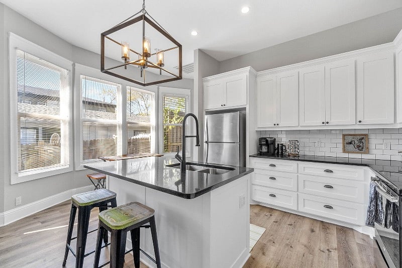 Furnished Finder property 403931_1 photo 11