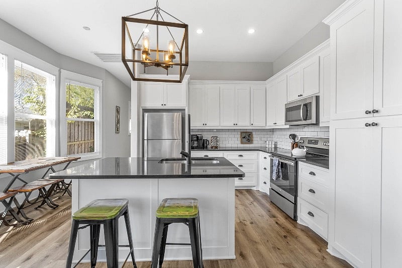 Furnished Finder property 403931_1 photo 13