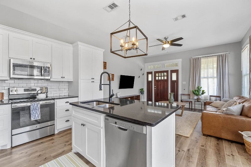 Furnished Finder property 403931_1 photo 14