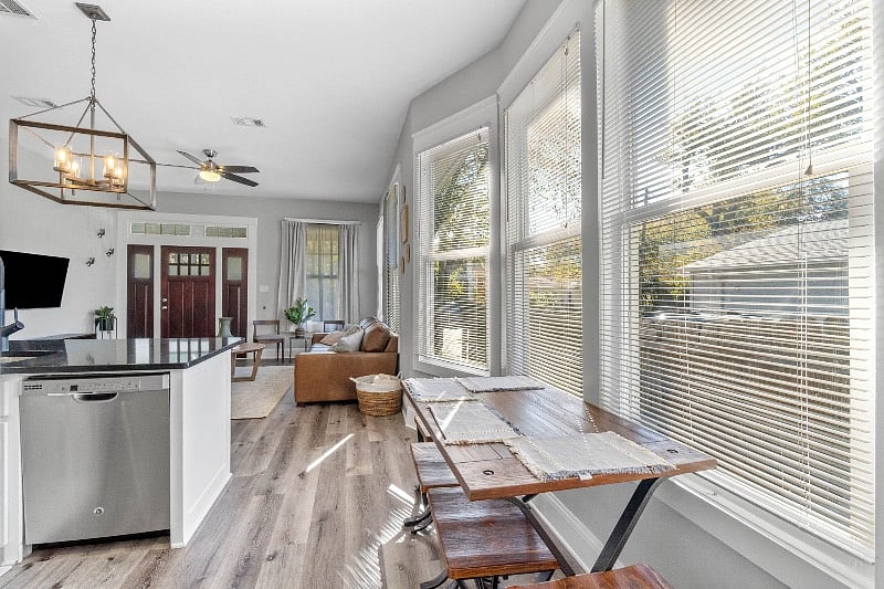 Furnished Finder property 403931_1 photo 15