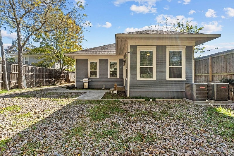 Furnished Finder property 403931_1 photo 25