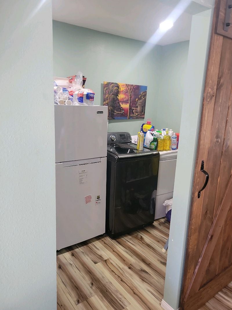 Furnished Finder property 403935_1 photo 12