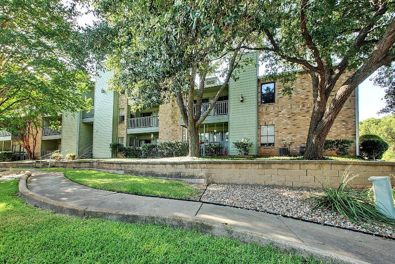 Furnished Finder property 403937_1 photo 8