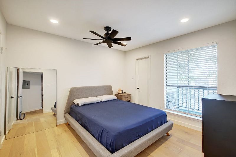 Furnished Finder property 403937_1 photo 15
