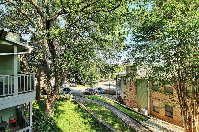 Furnished Finder property 403937_1 photo 23