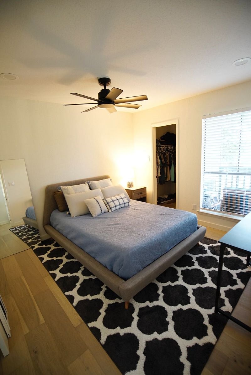 Furnished Finder property 403937_1 photo 14