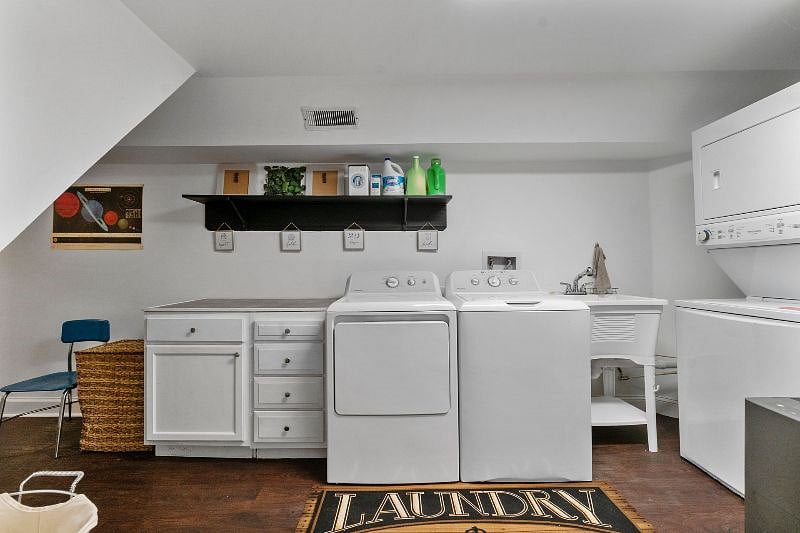 Furnished Finder property 403979_1 photo 9