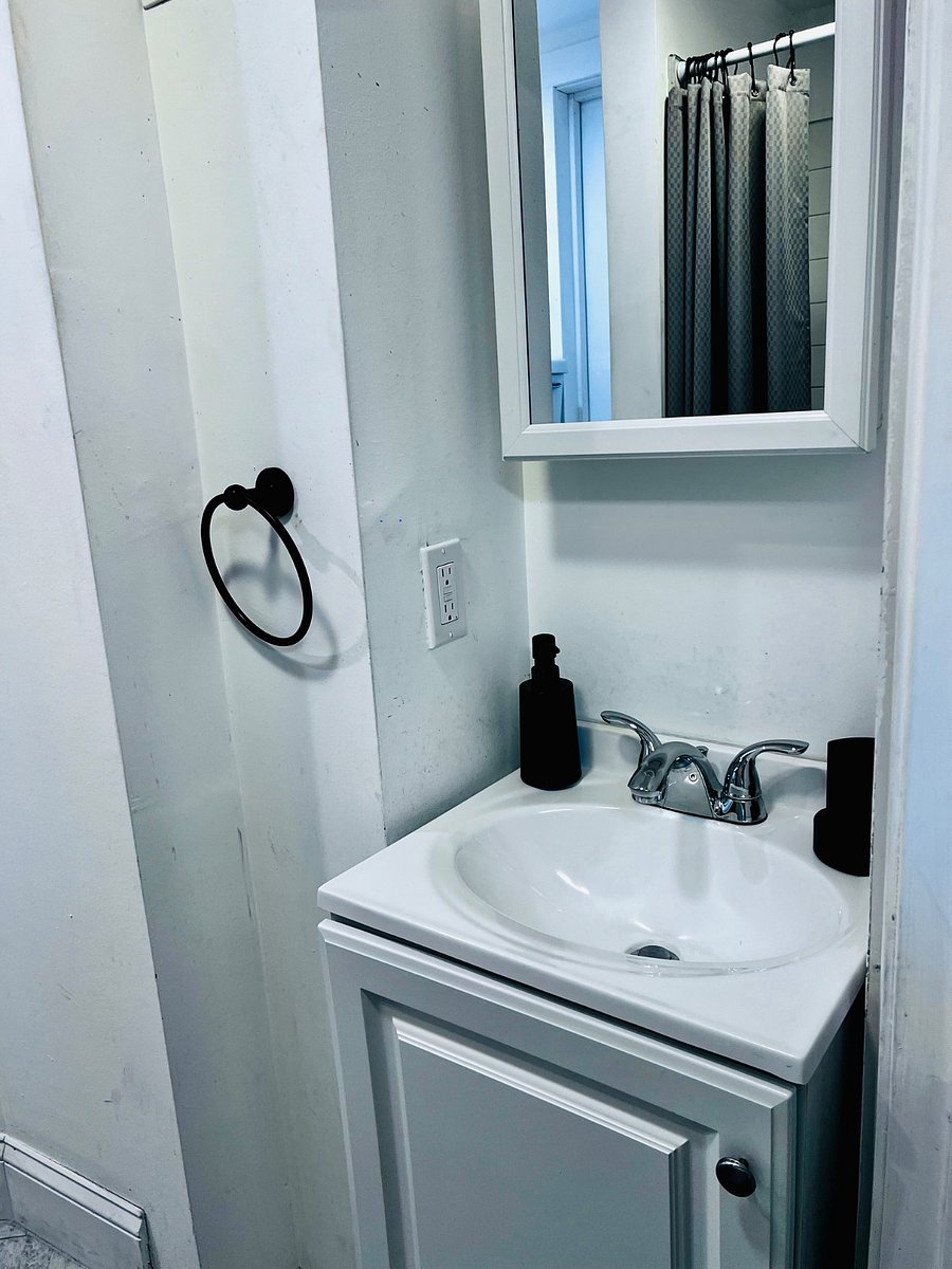 Furnished Finder property 403979_1 photo 18