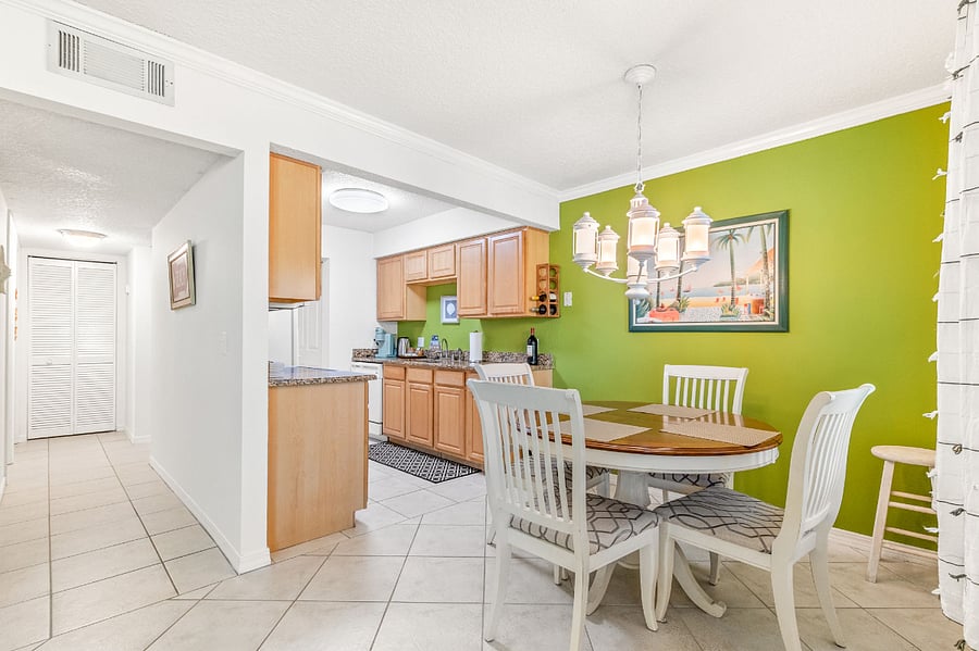 Furnished Finder property 403994_1 photo 7