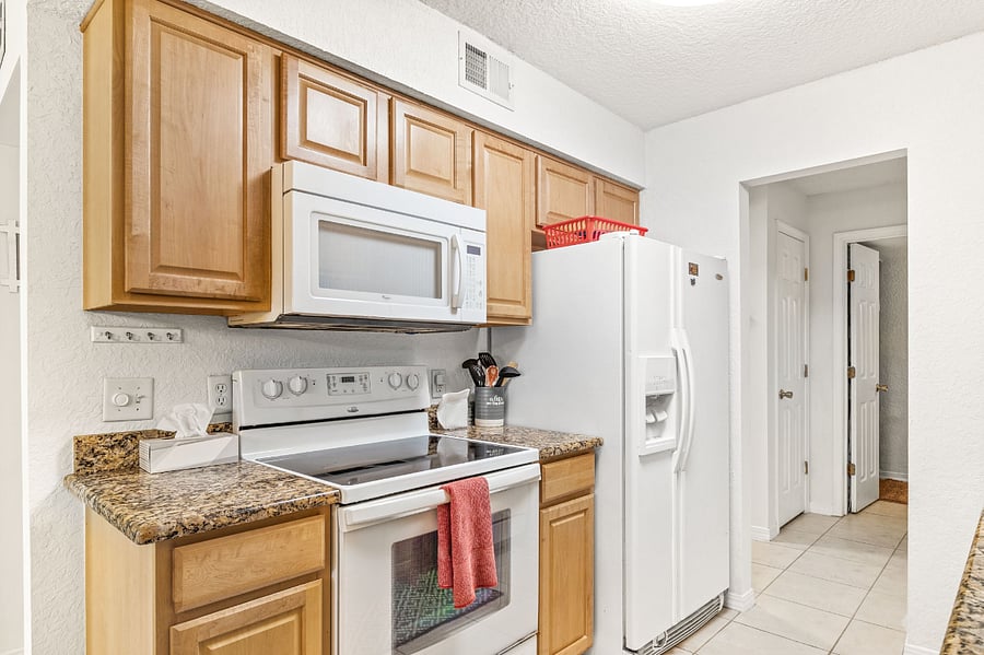 Furnished Finder property 403994_1 photo 8