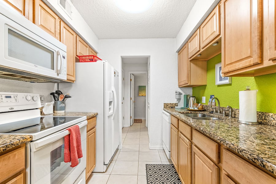 Furnished Finder property 403994_1 photo 12