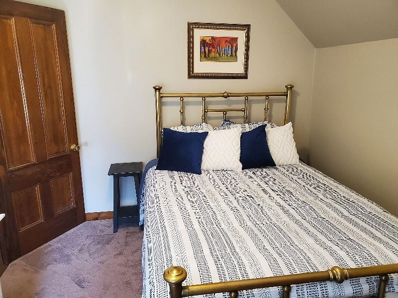 Furnished Finder property 404015_1 photo 15