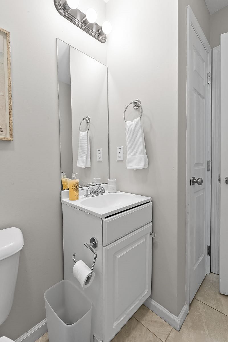 Furnished Finder property 404018_1 photo 11