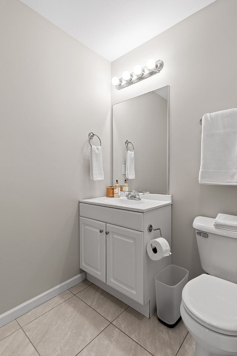 Furnished Finder property 404018_1 photo 15