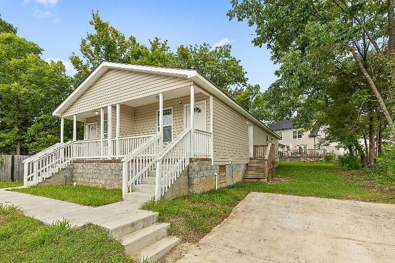 Furnished Finder property 404018_1 photo 17