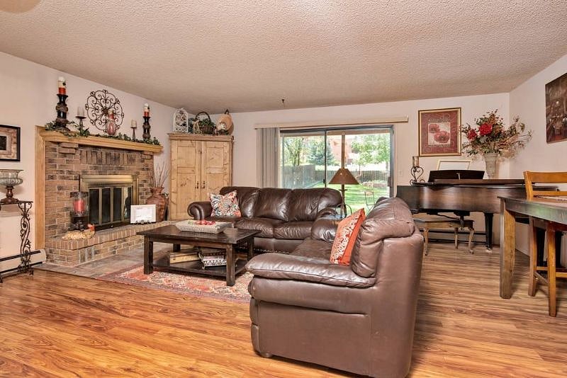 Furnished Finder property 404053_1 photo 6