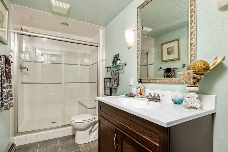 Furnished Finder property 404053_1 photo 12