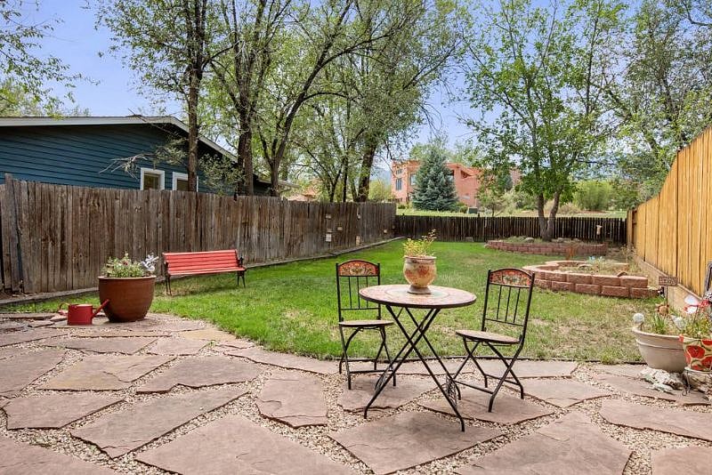 Furnished Finder property 404053_1 photo 21