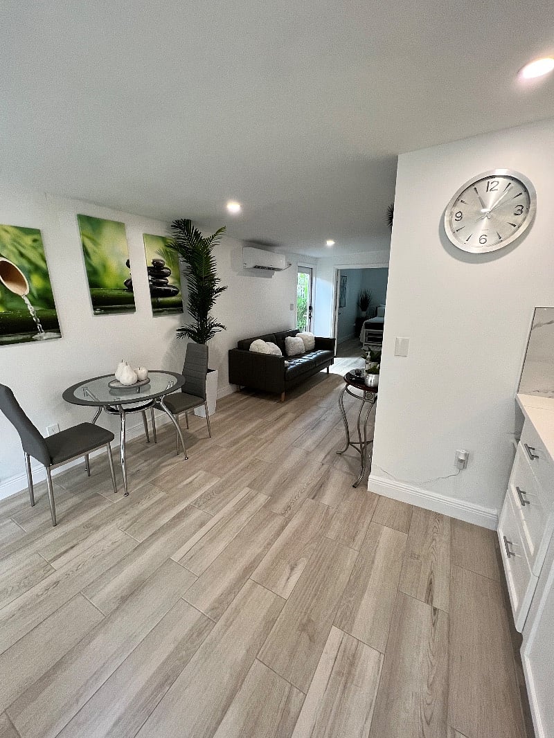 Furnished Finder property 404062_1 photo 12
