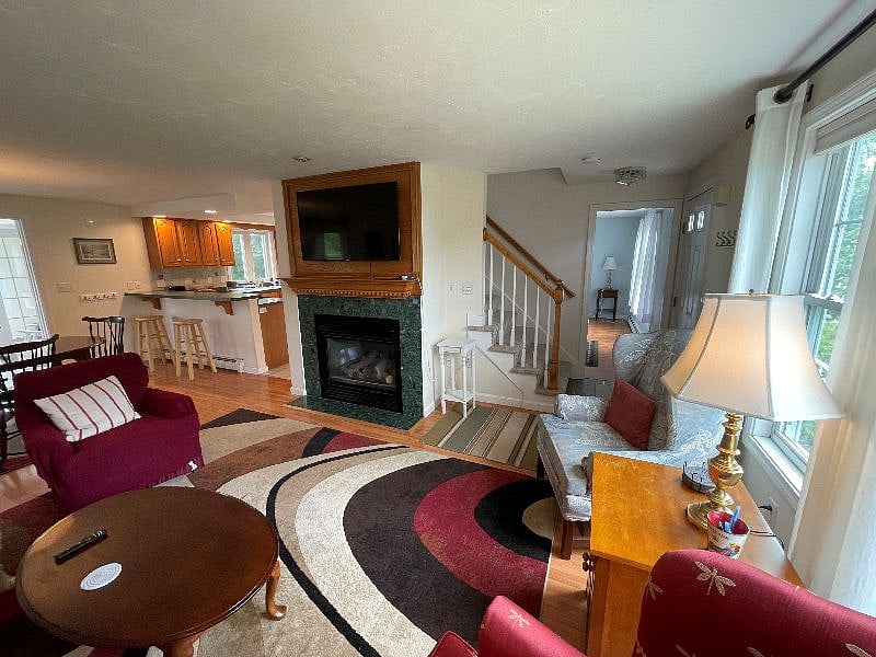 Furnished Finder property 404081_1 photo 6