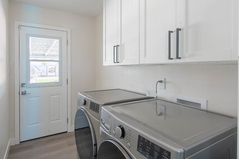 Furnished Finder property 404087_1 photo 16