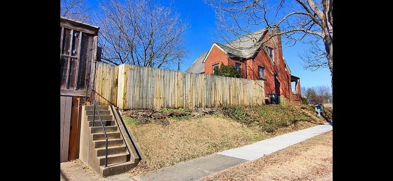 Furnished Finder property 404098_1 photo 16