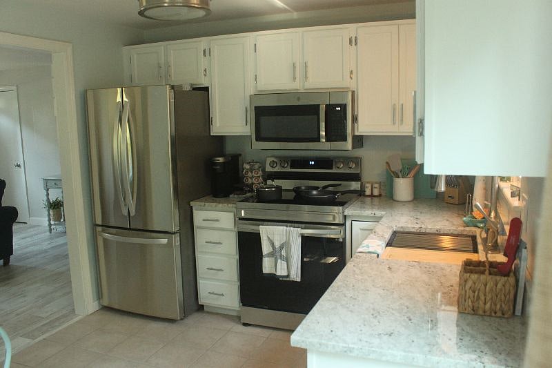 Furnished Finder property 404119_1 photo 3