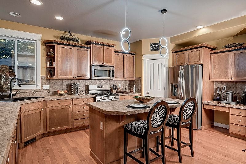 Furnished Finder property 404132_1 photo 29