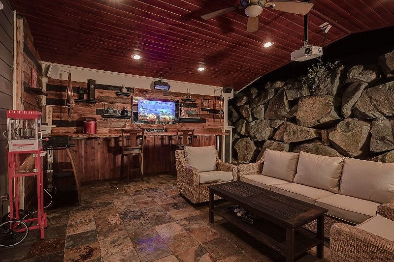 Furnished Finder property 404132_1 photo 31