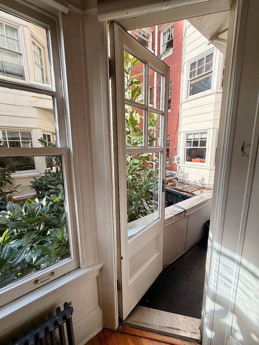 Furnished Finder property 404137_1 photo 15