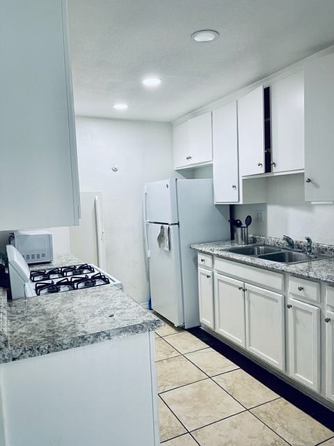 Furnished Finder property 404175_1 photo 7